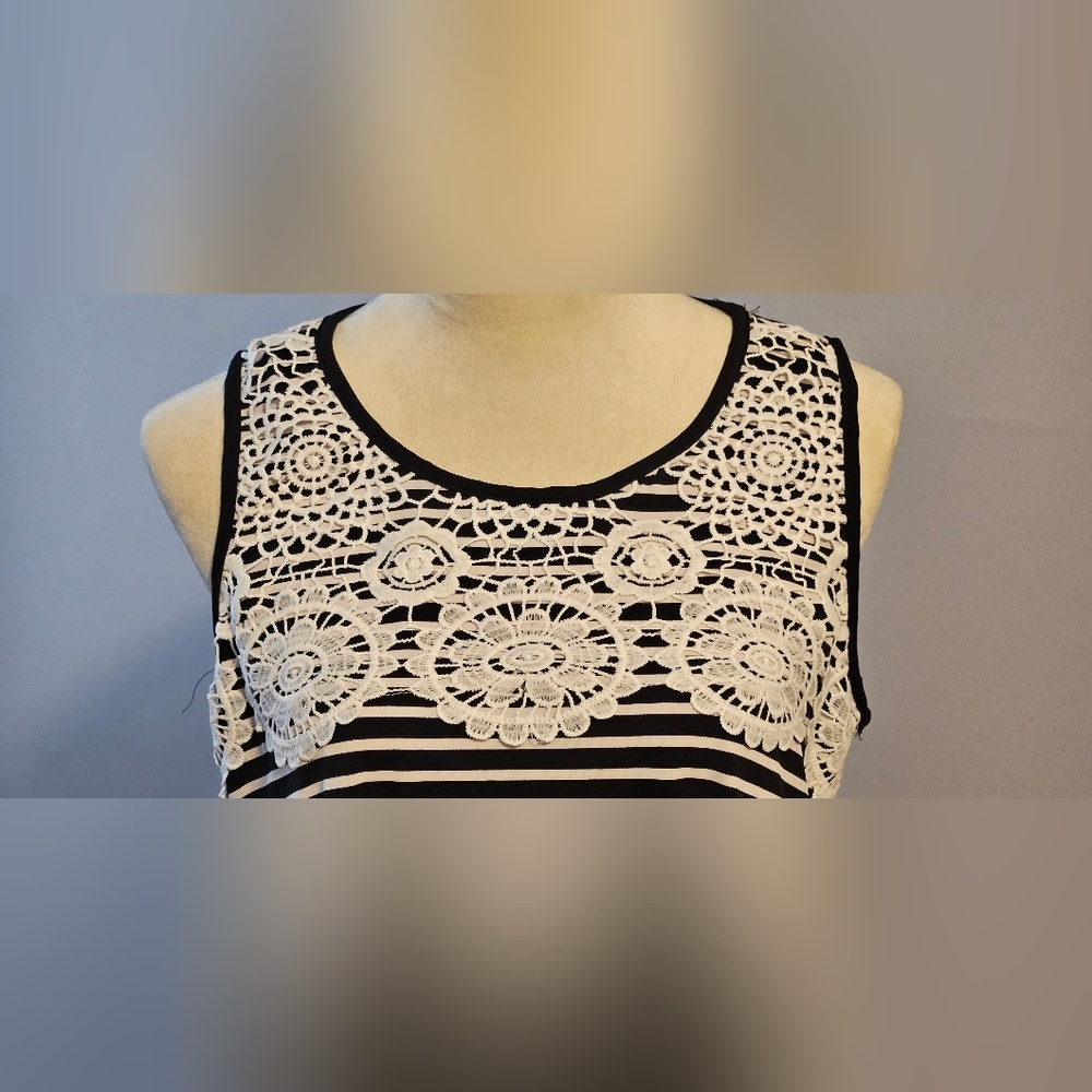 Super cute sleeveless A-Line tank Dress size M - Picture 3 of 6